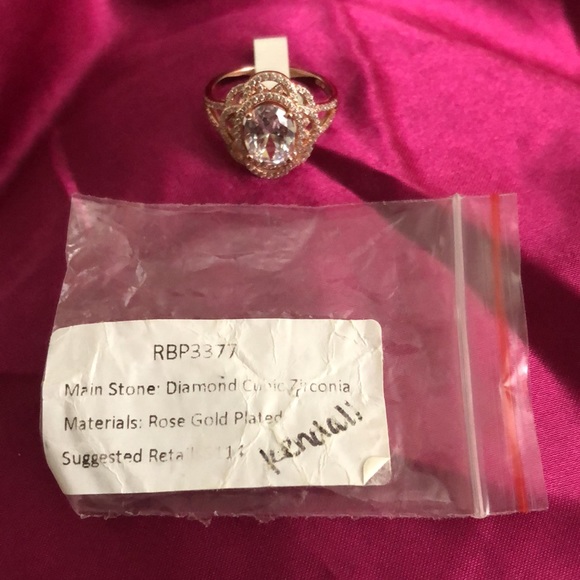 Diamond cubic zirconia, rose gold plated ring - Picture 4 of 4